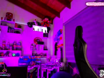 webcam girl yesikasaenz capture image #2112774