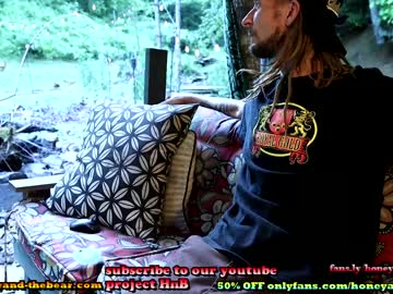 webcam couple honeyand_thebear capture image #2732159