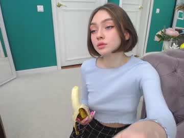 webcam girl adelewilson__ capture image #1003398