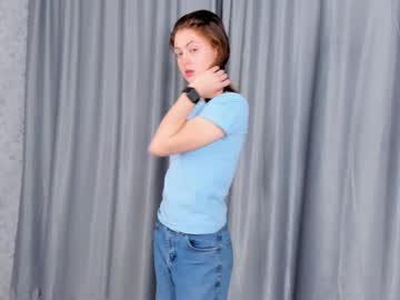 webcam girl katieedgington capture image #5619893