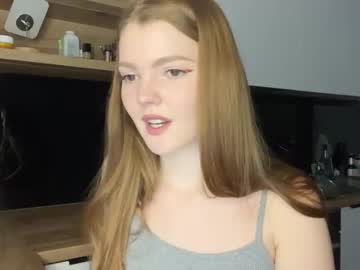 webcam girl kristalwynn capture image #5571734
