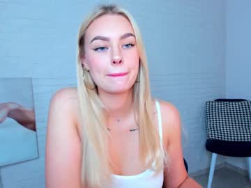 webcam girl 8a8y_nura capture image #2563075