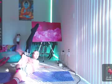 webcam girl petitebrat capture image #3035370