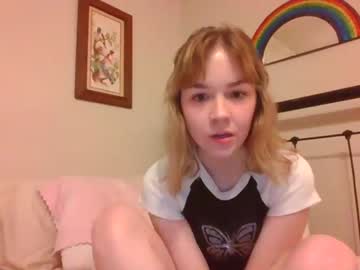 webcam girl sariel444 capture image #1872152