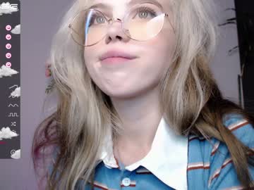webcam girl small_blondee capture image #3677342