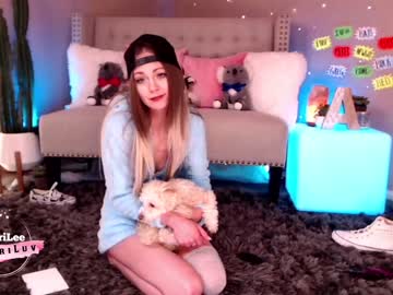 webcam girl aubrilee capture image #2588746