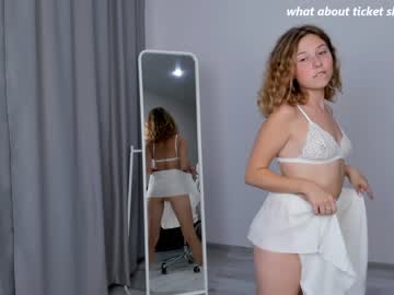 webcam girl lottie_shine capture image #3839459