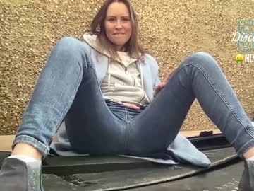 webcam girl eatmypie69 capture image #2134211