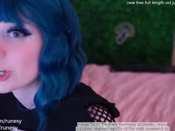webcam girl runesy capture image #5087751
