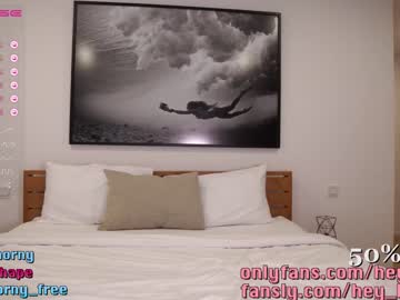 webcam girl heyhorny_cb capture image #5262662