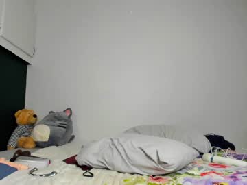 webcam girl innocentprovenguilty capture image #1010505