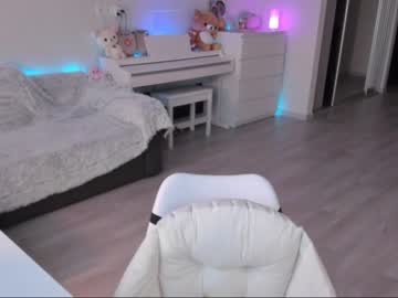 webcam girl uwuxo capture image #1761440