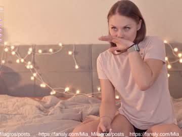webcam girl mia_milagros capture image #3920955