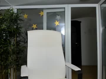 webcam girl ingridblondy94 capture image #3023123
