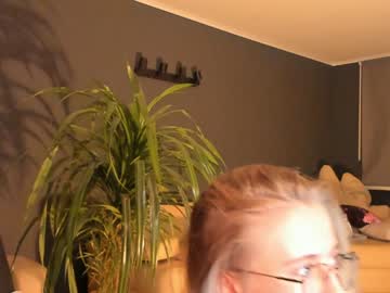 webcam girl linellali capture image #4203301