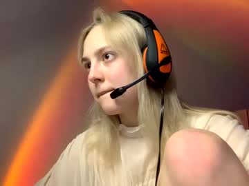 webcam girl holydori capture image #2062514