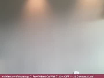 webcam girl bloomyogi capture image #2914784