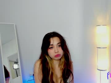 webcam girl y_u_m_i_k_a capture image #2613733