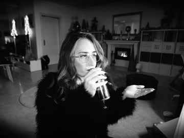 webcam girl hannahjames710 capture image #1095676
