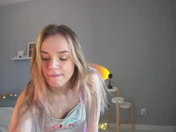 webcam girl devilmayshy capture image #5396017