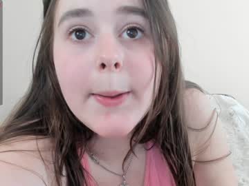 webcam girl emilia_me capture image #2028829