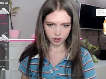 webcam girl small_blondee capture image #3849165