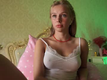 webcam girl pussy__money__weed capture image #3186615