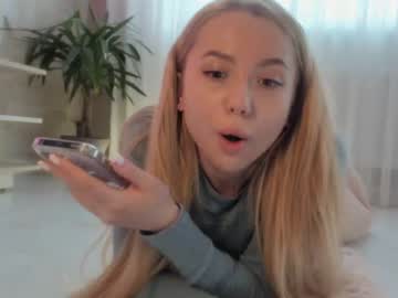 webcam girl meryfoxxx capture image #5310600
