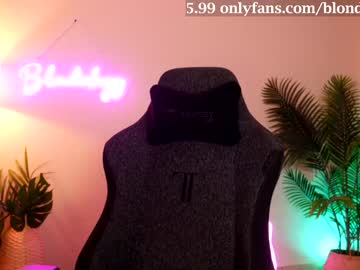 webcam girl blondiekayy capture image #1687692