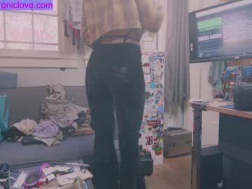 webcam girl chroniclove capture image #3563872