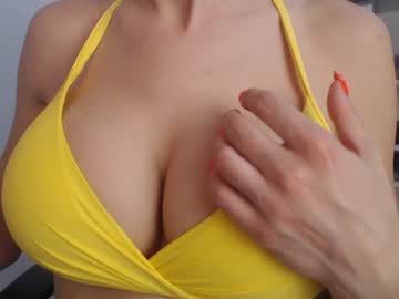 webcam girl eat_mee_out capture image #2978209