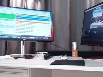 webcam girl carmela_fox capture image #4249962