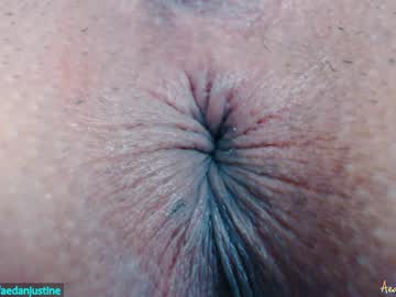 webcam girl aedanjustine capture image #592818