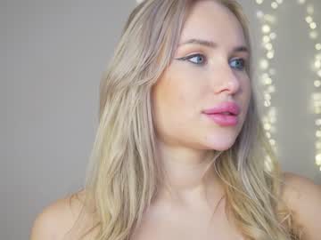 webcam girl pearl_blonde capture image #1804564