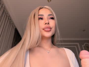 webcam girl bae_suz capture image #2105730