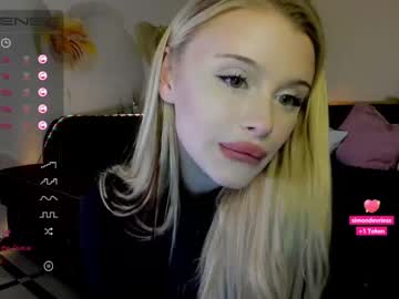 webcam girl blonde__outlaw capture image #2791070