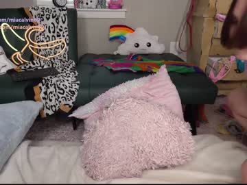 webcam girl miacalvin69 capture image #1743586