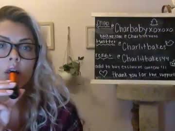 webcam girl charlitbaker capture image #2800552