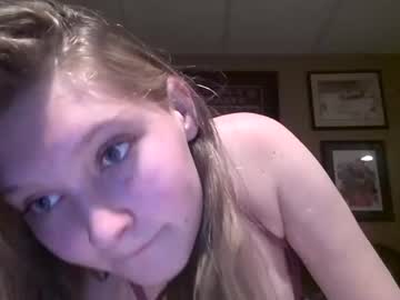 webcam girl goldenrayaa capture image #5468391