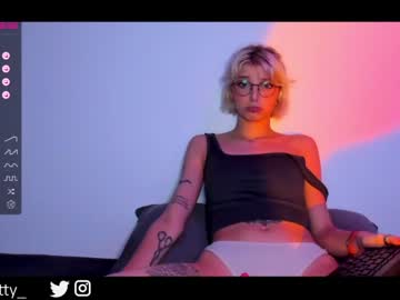 webcam girl lit1le_kitty_ capture image #3809971