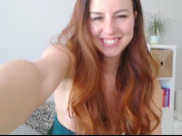 webcam girl emerald_kittycat capture image #1875223