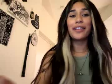webcam girl skyyefox capture image #5486075