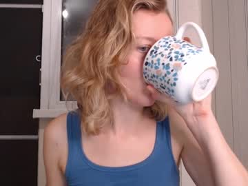 webcam girl elly_helly capture image #3421801