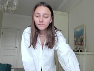 webcam girl eleonora_linn capture image #3197526