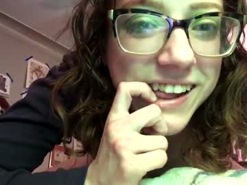 webcam girl katiecruelty capture image #4448817