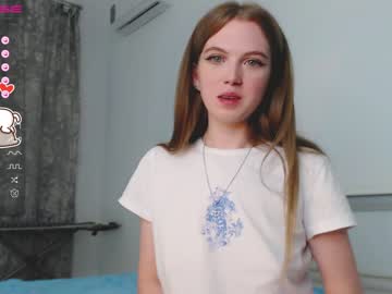 webcam girl small_blondee capture image #4434249