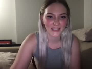 webcam girl bluejeanbaby___ capture image #3634391