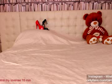 webcam girl carolinaherera capture image #2002455