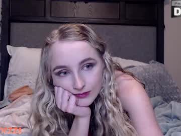 webcam girl peachezzs capture image #1145189