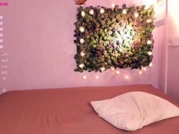 webcam girl nikiperyy capture image #1891181